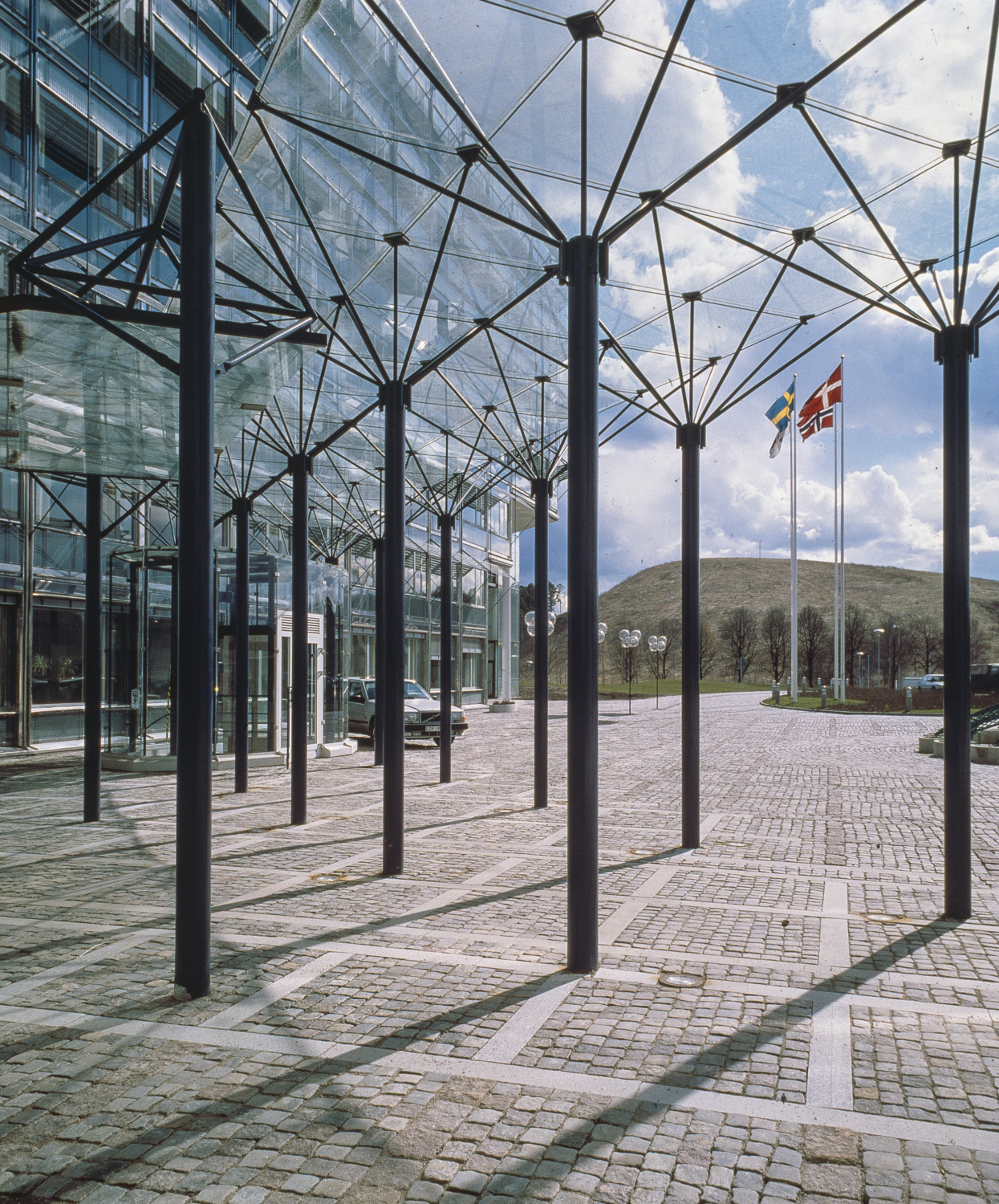 https://www.nielstorp.no/wp-content/uploads/1987/03/oa027_n79-1245x1500.jpg