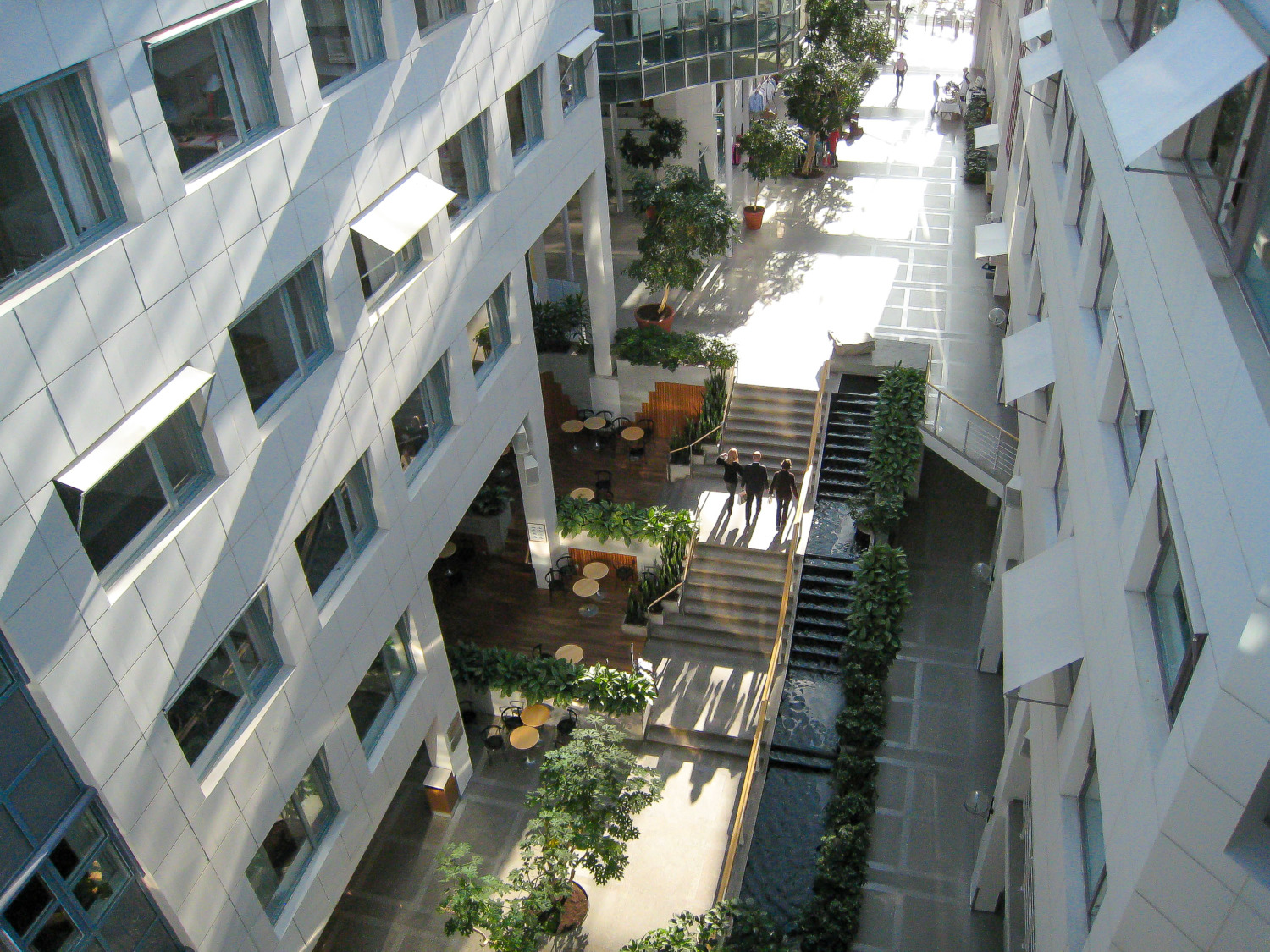 https://www.nielstorp.no/wp-content/uploads/1987/03/r_180820_n383-2-1500x1125.jpg