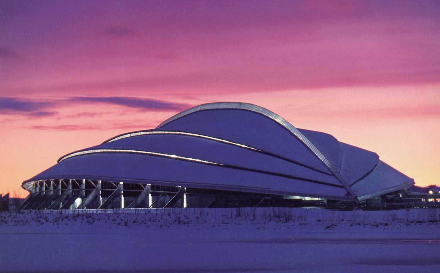 https://www.nielstorp.no/wp-content/uploads/1992/03/oa079_n52-2-1500x933.jpg