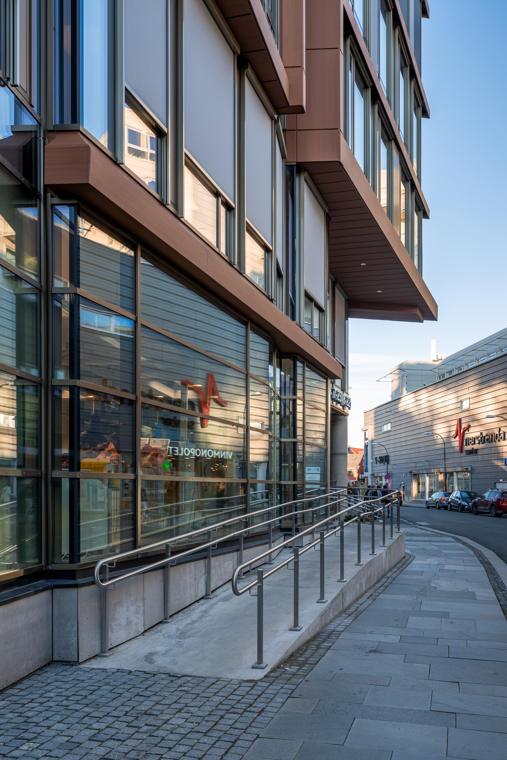 https://www.nielstorp.no/wp-content/uploads/2021/11/dsc00897-hdr-edit-crop-scaled.jpg